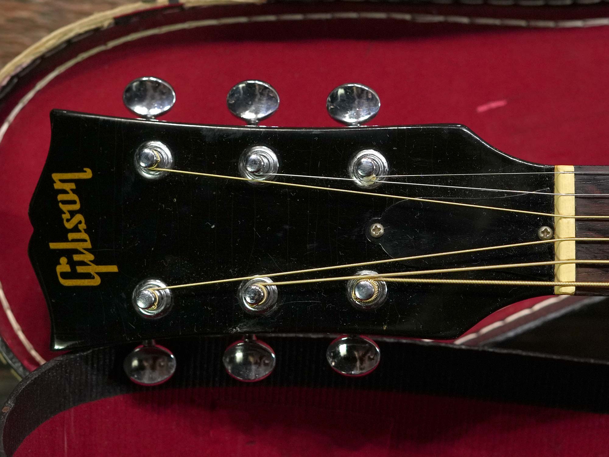 Gibson 1967 B-25 Cherry Sunburst